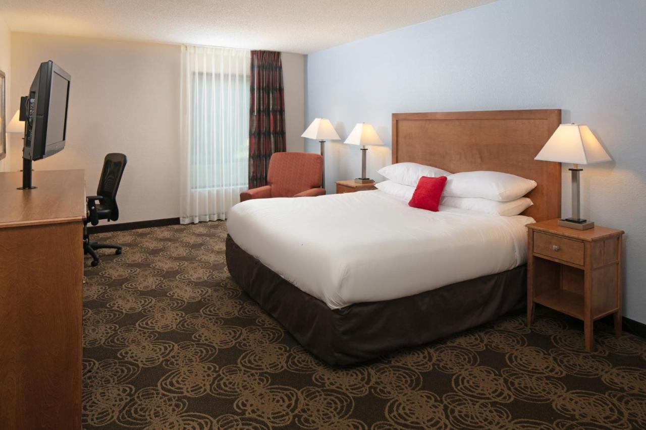 Red Lion Hotel Houston Intercontinental Airport Экстерьер фото